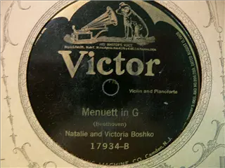 small_victor 17934 b.webp